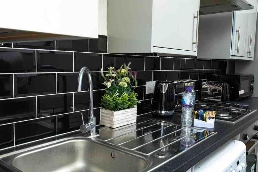 Spacious City Centre 2 Bedroom Apartment - Lt Apartment Leicester Esterno foto