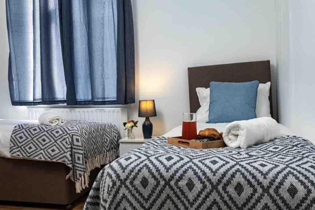 Spacious City Centre 2 Bedroom Apartment - Lt Apartment Leicester Esterno foto