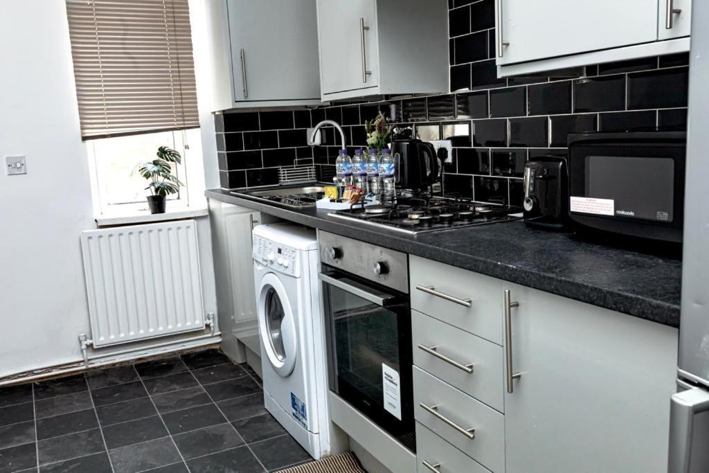 Spacious City Centre 2 Bedroom Apartment - Lt Apartment Leicester Esterno foto